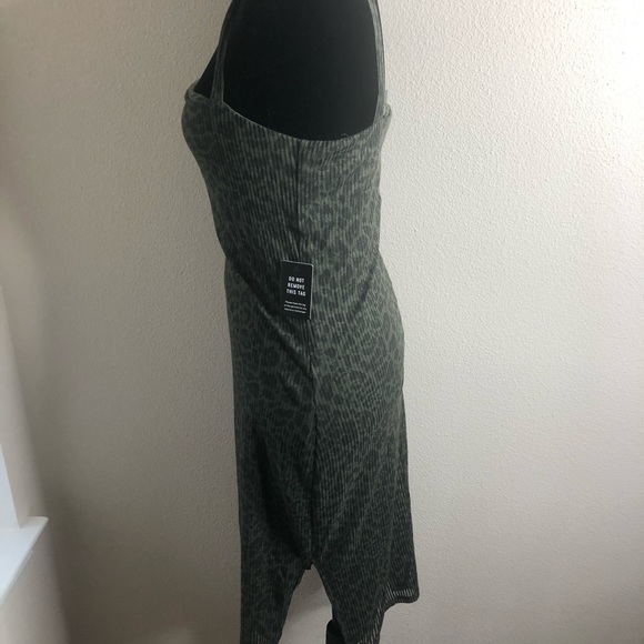 Express Animal Print lined dress - Picture 3 of 4